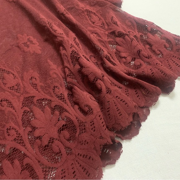 Lace Coverup! - Picture 4 of 7